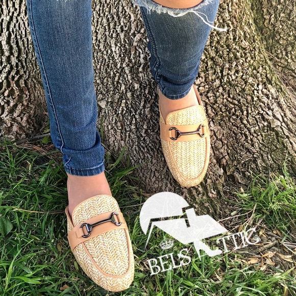 Unique Basket Weave Buckle Mule Loafers - Picture 2 of 6